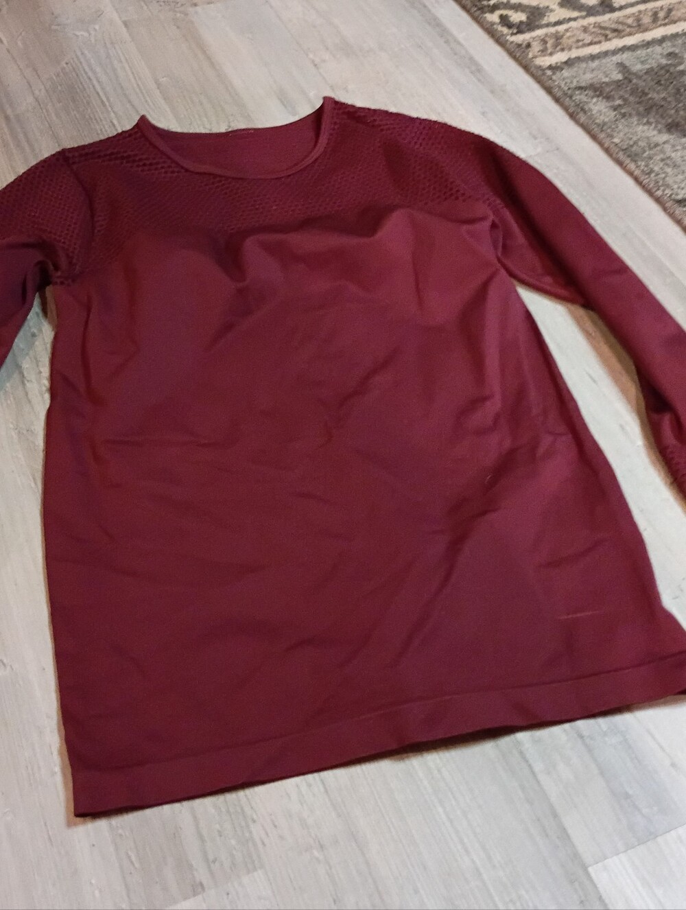 Fabletics Top - Picture 2 of 3